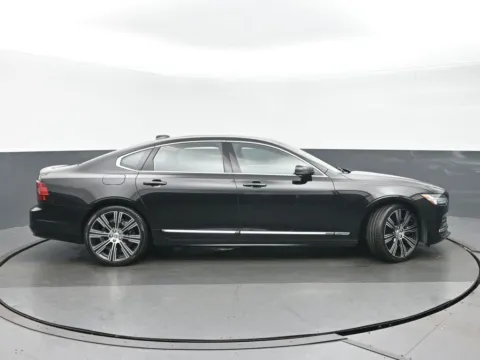 Photos of 2023 Volvo S90 Ultimate for sale in Highland Park, IL at Gravity Autos Chicago