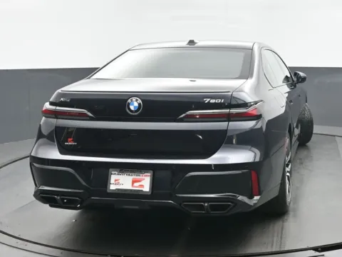 More photos of 2023 BMW 7 Series 760i xDrive at Gravity Autos Chicago, IL