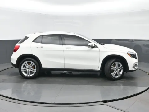 Photos of 2019 Mercedes-Benz GLA 250 for sale in Highland Park, IL at Gravity Autos Chicago
