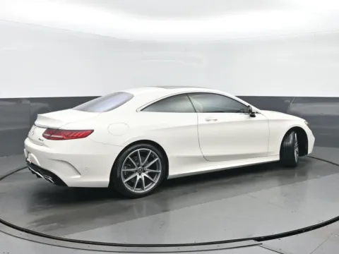 Another view of 2019 Mercedes-Benz S-Class S 560 for sale in Highland Park, IL at Gravity Autos Chicago
