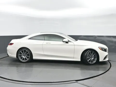 Photos of 2019 Mercedes-Benz S-Class S 560 for sale in Highland Park, IL at Gravity Autos Chicago