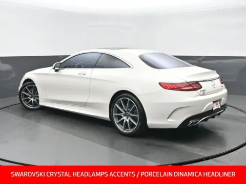 More photos of 2019 Mercedes-Benz S-Class S 560 at Gravity Autos Chicago, IL