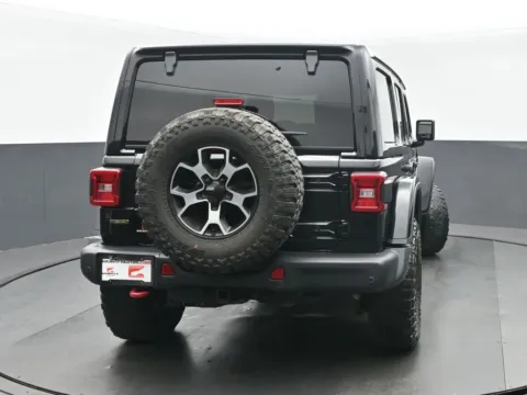 More photos of 2021 Jeep Wrangler Unlimited Rubicon at Gravity Autos Chicago, IL