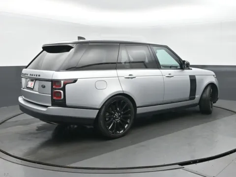 Another view of 2020 Land Rover Range Rover HSE for sale in Highland Park, IL at Gravity Autos Chicago