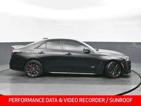 Photos of 2022 Cadillac CT4 V-Series for sale in Highland Park, IL at Gravity Autos Chicago