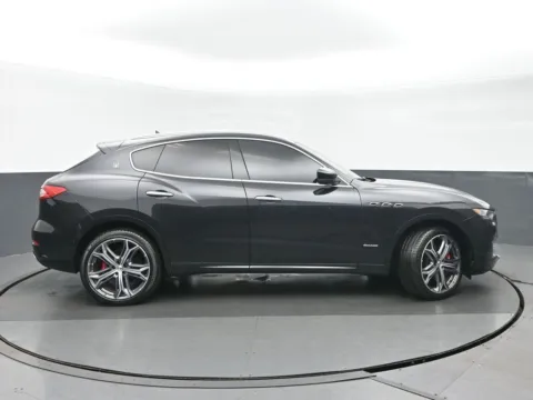 Photos of 2019 Maserati Levante S GranLusso for sale in Highland Park, IL at Gravity Autos Chicago