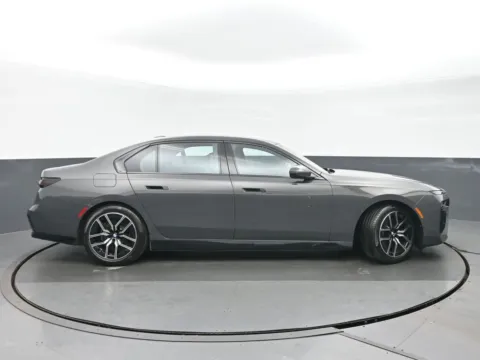 Photos of 2023 BMW i7 xDrive60 for sale in Highland Park, IL at Gravity Autos Chicago