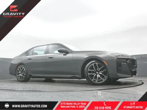 Gray 2023 BMW i7 xDrive60 for sale in Highland Park, IL