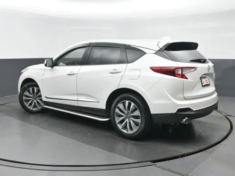 More photos of 2020 Acura RDX at Gravity Autos Chicago, IL
