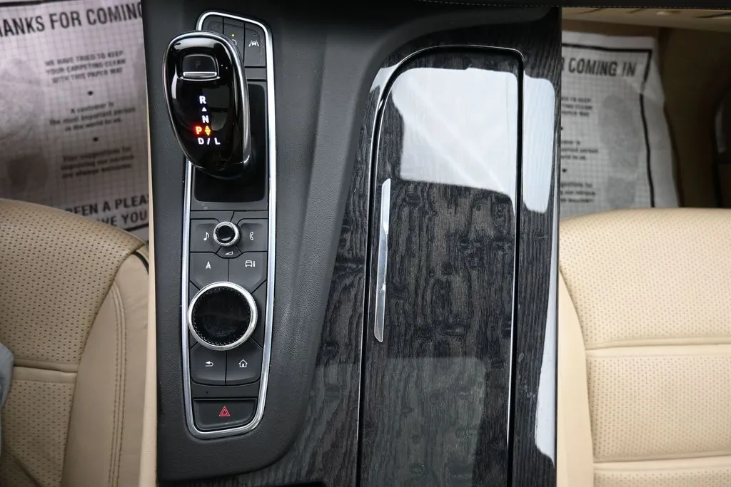 2021 Cadillac Escalade Premium Luxury - Photo 18