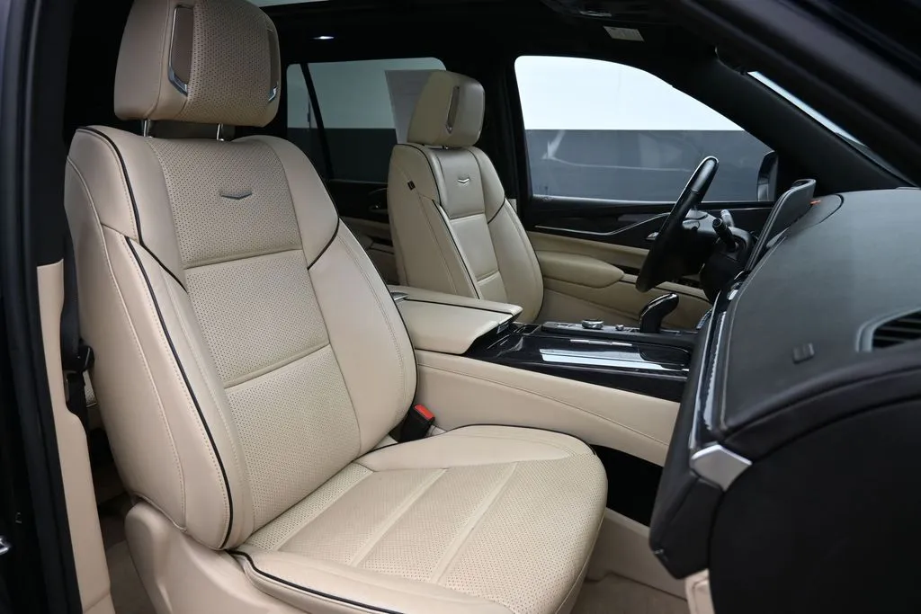 2021 Cadillac Escalade Premium Luxury - Photo 29