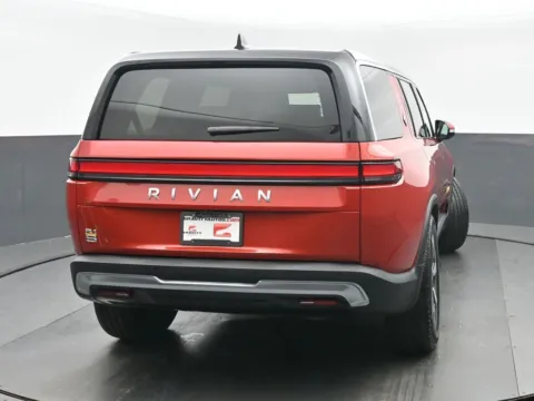 More photos of 2024 Rivian R1S Adventure at Gravity Autos Chicago, IL