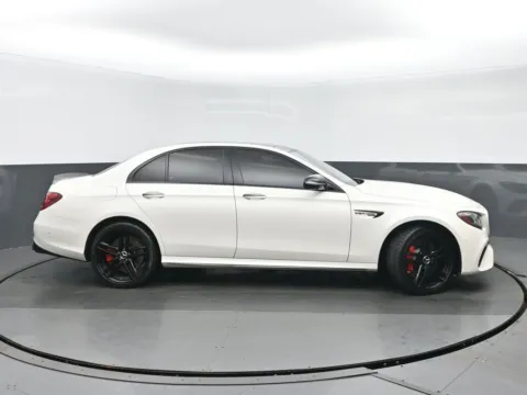 Photos of 2019 Mercedes-Benz E-Class E 63 S AMG for sale in Highland Park, IL at Gravity Autos Chicago