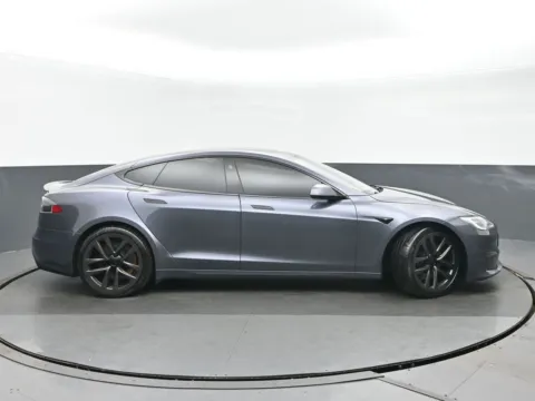 Photos of 2021 Tesla Model S Plaid for sale in Highland Park, IL at Gravity Autos Chicago
