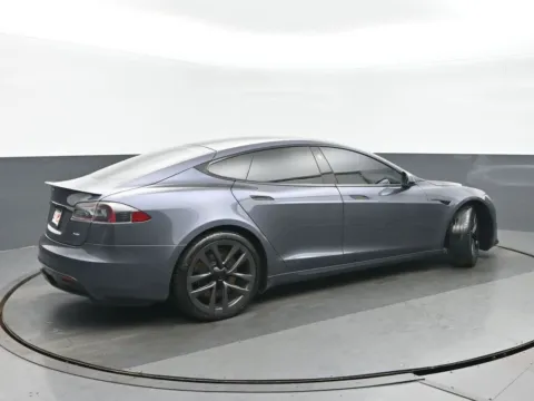 Another view of 2021 Tesla Model S Plaid for sale in Highland Park, IL at Gravity Autos Chicago