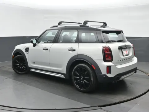 More photos of 2023 MINI Cooper S Countryman Signature at Gravity Autos Chicago, IL