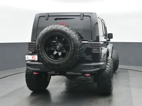 More photos of 2018 Jeep Wrangler JK Unlimited Rubicon at Gravity Autos Chicago, IL