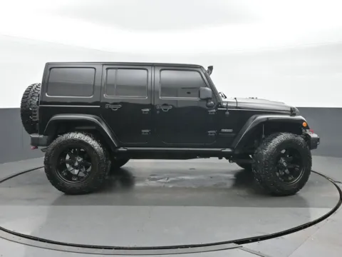 Photos of 2018 Jeep Wrangler JK Unlimited Rubicon for sale in Highland Park, IL at Gravity Autos Chicago
