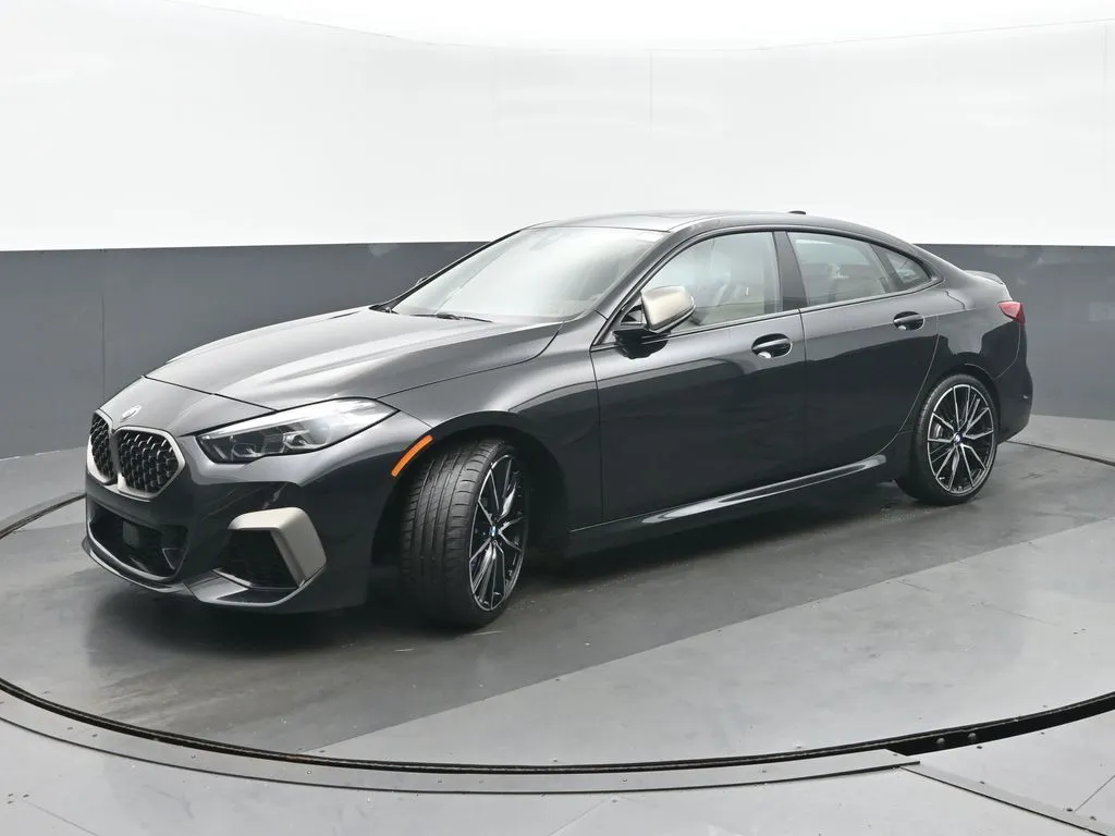 2023 BMW 2 Series M235i - Photo 7