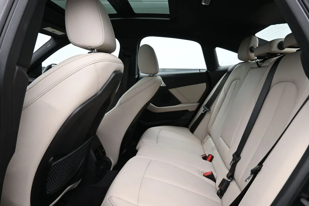 2023 BMW 2 Series M235i - Photo 22