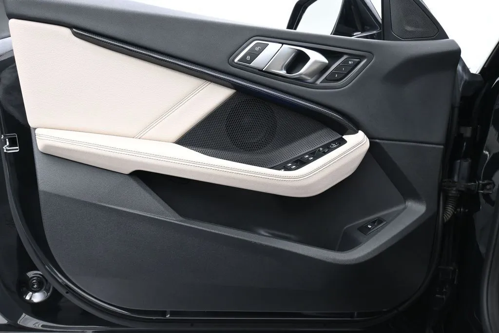 2023 BMW 2 Series M235i - Photo 9