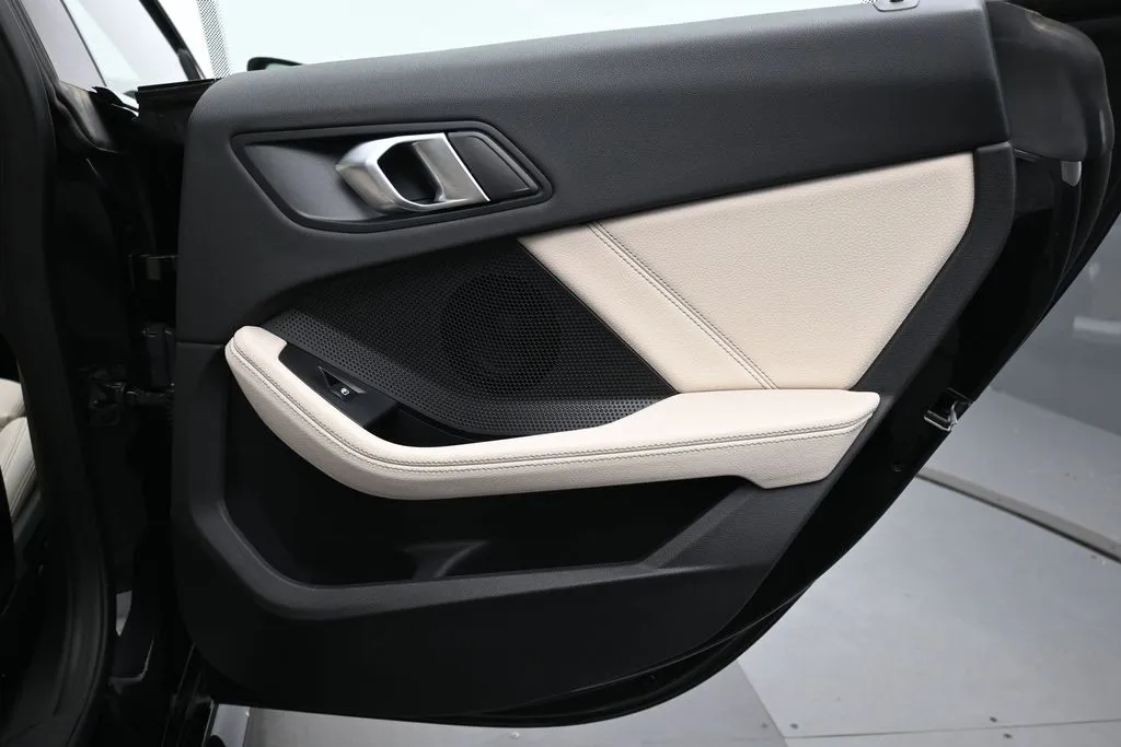 2023 BMW 2 Series M235i - Photo 24