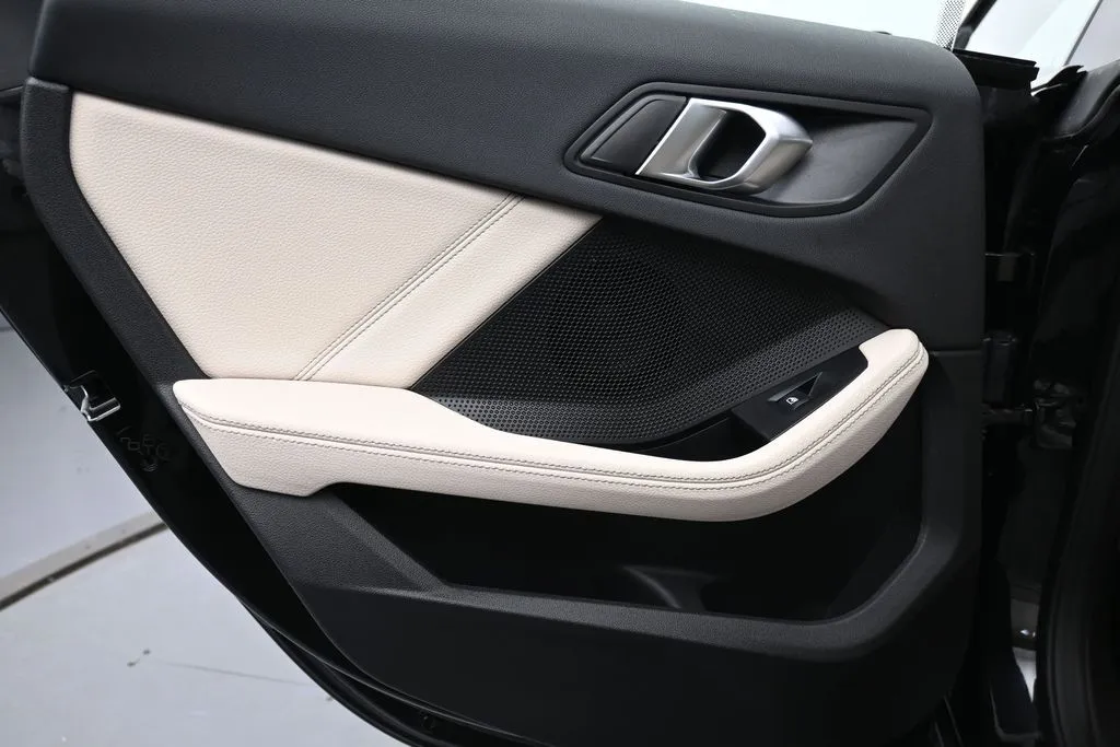 2023 BMW 2 Series M235i - Photo 21