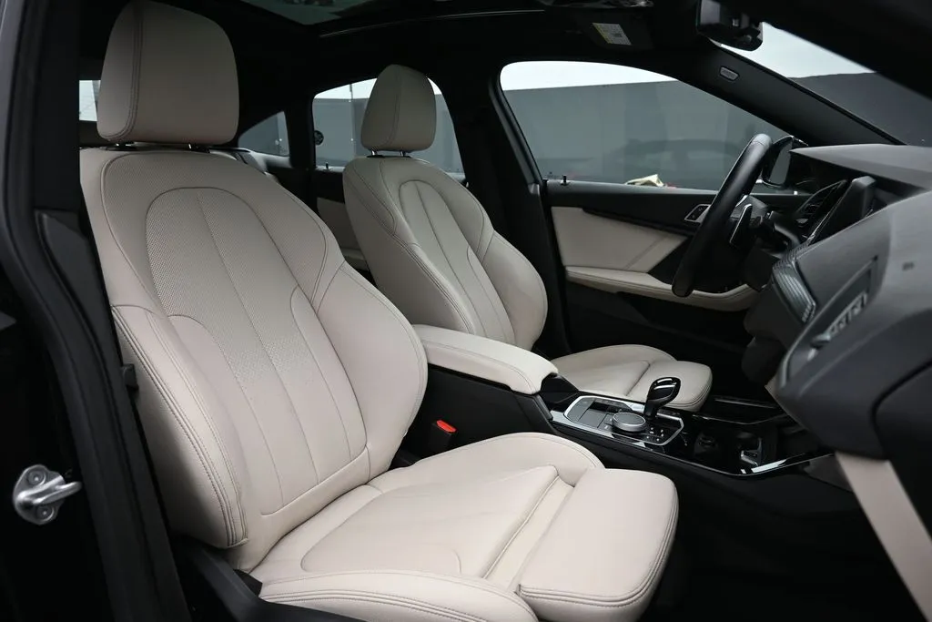 2023 BMW 2 Series M235i - Photo 27