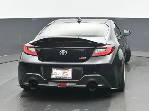 More photos of 2023 Toyota GR86 Premium at Gravity Autos Chicago, IL
