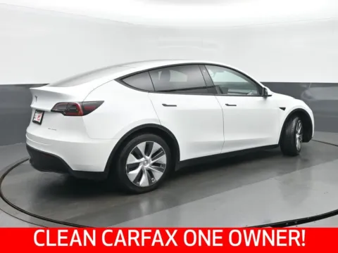 Another view of 2022 Tesla Model Y Long Range for sale in Highland Park, IL at Gravity Autos Chicago