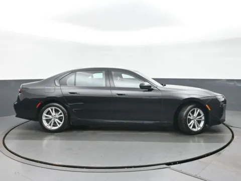 Photos of 2024 BMW i7 xDrive60 for sale in Highland Park, IL at Gravity Autos Chicago