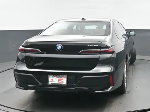 More photos of 2024 BMW i7 xDrive60 at Gravity Autos Chicago, IL