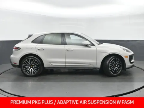 Photos of 2022 Porsche Macan for sale in Highland Park, IL at Gravity Autos Chicago