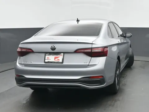 More photos of 2023 Volkswagen Jetta 1.5T SE at Gravity Autos Chicago, IL
