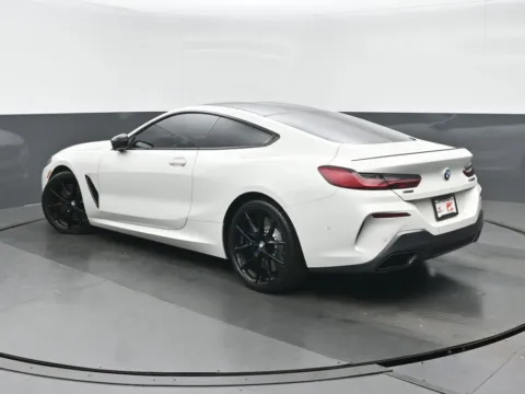 More photos of 2021 BMW 8 Series M850i xDrive at Gravity Autos Chicago, IL