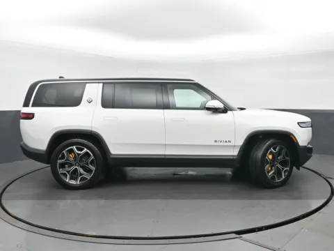 Photos of 2024 Rivian R1S Adventure for sale in Highland Park, IL at Gravity Autos Chicago