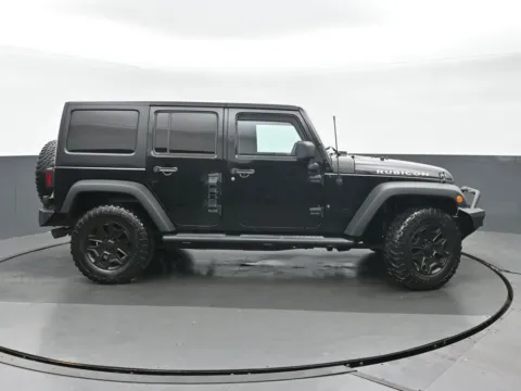 Photos of 2016 Jeep Wrangler Unlimited Rubicon for sale in Highland Park, IL at Gravity Autos Chicago
