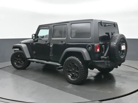 More photos of 2016 Jeep Wrangler Unlimited Rubicon at Gravity Autos Chicago, IL
