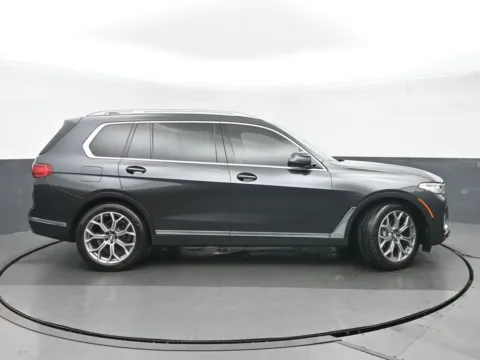 Photos of 2019 BMW X7 xDrive40i for sale in Highland Park, IL at Gravity Autos Chicago