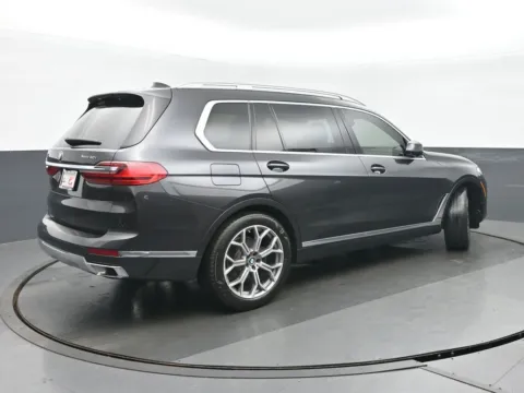 Another view of 2019 BMW X7 xDrive40i for sale in Highland Park, IL at Gravity Autos Chicago