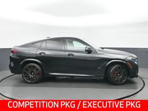 Photos of 2022 BMW X6 M for sale in Highland Park, IL at Gravity Autos Chicago