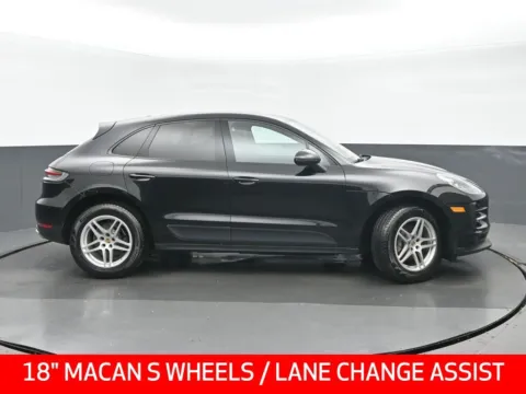 Photos of 2019 Porsche Macan for sale in Highland Park, IL at Gravity Autos Chicago