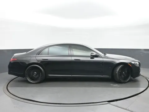 Photos of 2021 Mercedes-Benz S-Class S 580 for sale in Highland Park, IL at Gravity Autos Chicago