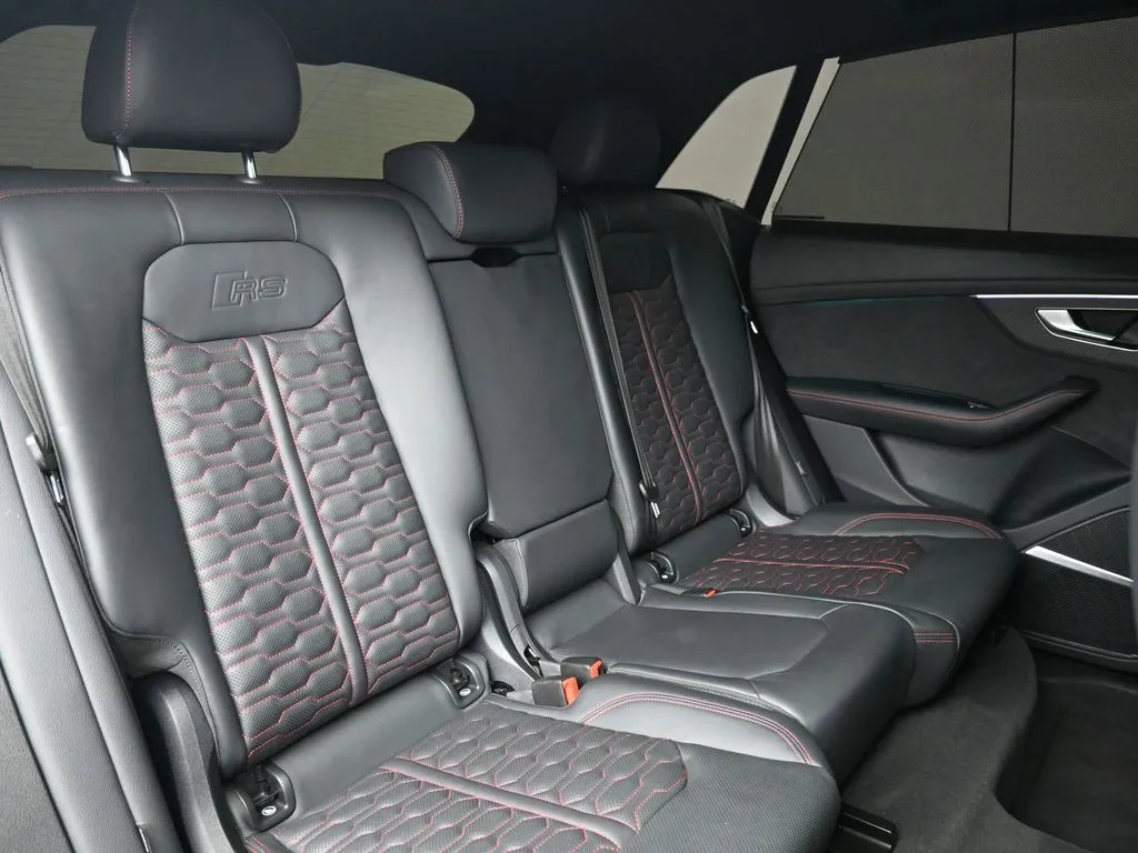 2024 Audi RS Q8 Base - Photo 23