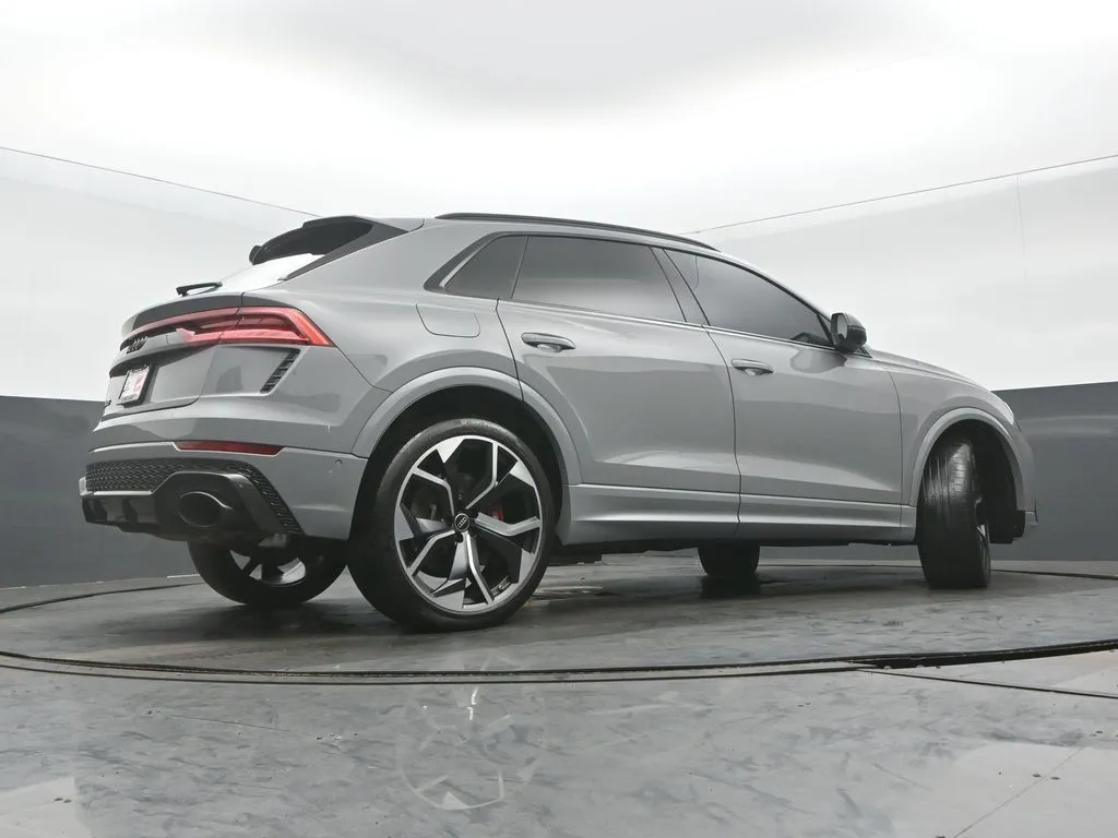 2024 Audi RS Q8 Base - Photo 30