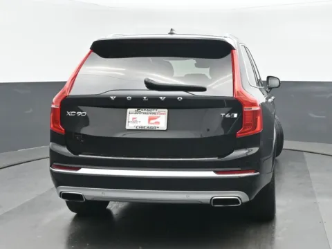 More photos of 2021 Volvo XC90 T6 Inscription at Gravity Autos Chicago, IL
