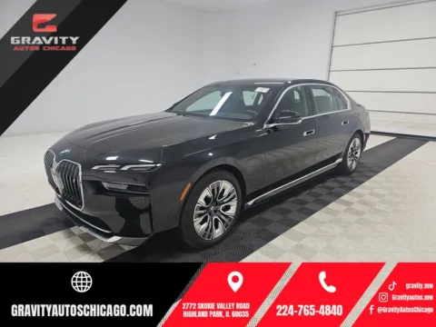 Black 2023 BMW i7 xDrive60 for sale in Highland Park, IL