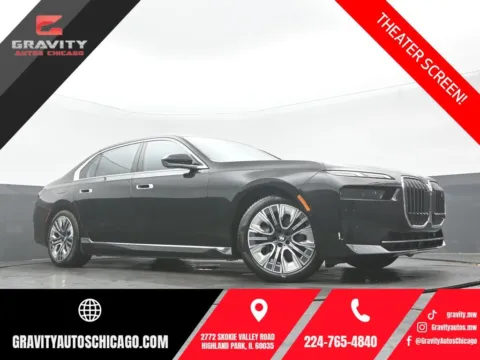 Black 2023 BMW i7 xDrive60 for sale in Highland Park, IL