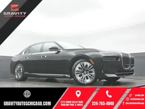 Black 2023 BMW i7 xDrive60 for sale in Highland Park, IL