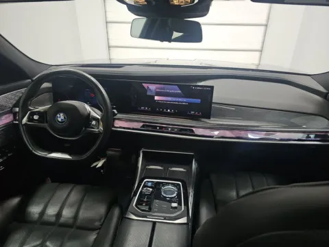 Another view of 2023 BMW i7 xDrive60 for sale in Highland Park, IL at Gravity Autos Chicago